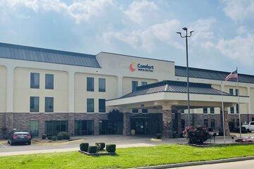 Ardmore Inn & Suites