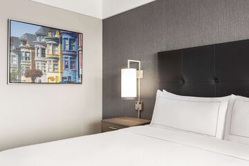 Room 38 of 103