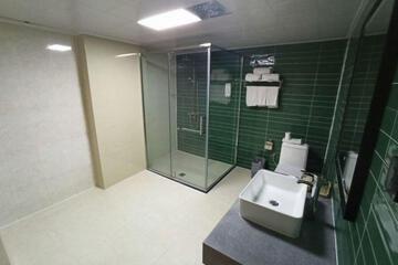 Photo 48