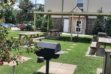 BBQ/picnic area