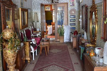 Reception hall