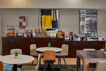 Breakfast/Coffee Service 27 of 32