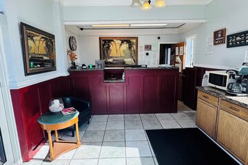 Executive Economy Lodge