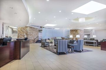 Hotel Interior 7 of 40