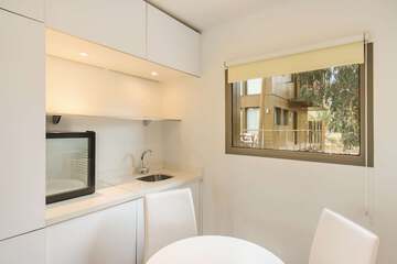 Private kitchenette
