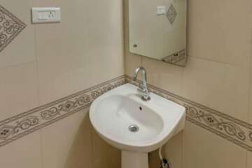 Bathroom sink
