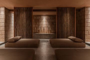 Spa reception