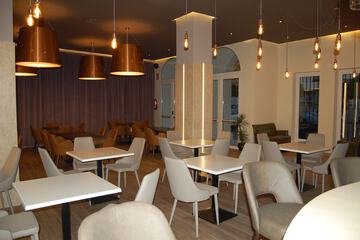 Coffee shop