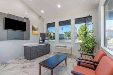 Hotel Interior 12 of 45