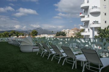 Sundeck