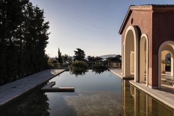 Private pool