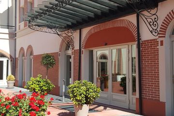 Courtyard