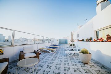 Sundeck