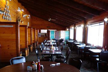 Dining 45 of 53