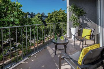 Terrace/Patio 55 of 60