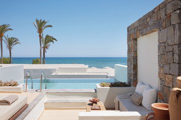 Beach/ocean view
