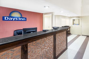 Days Inn by Wyndham Geneva / Finger Lakes