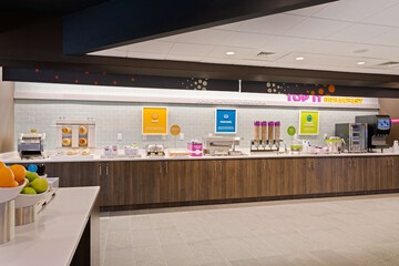 Breakfast/Coffee Service 34 of 43