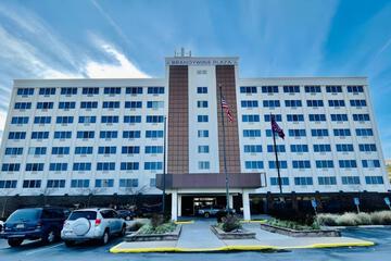 Brandywine Plaza Hotel