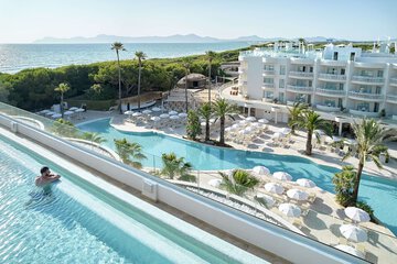 Rooftop pool