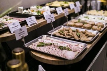 Breakfast buffet