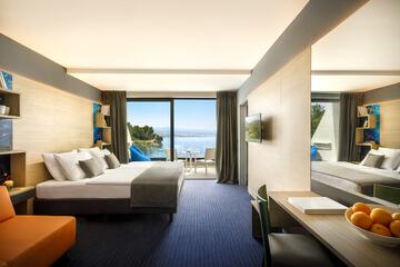 Beach/ocean view