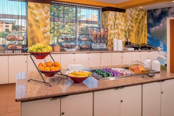 Breakfast/Coffee Service 27 of 30