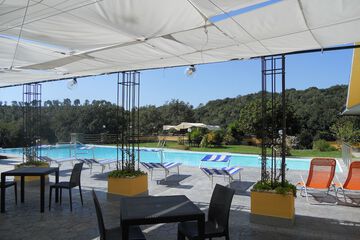 Poolside bar