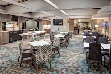 Breakfast/Coffee Service 31 of 37