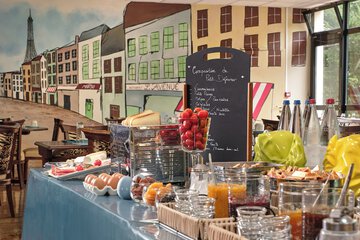 Breakfast buffet