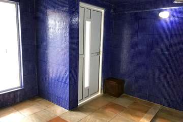 Steam room