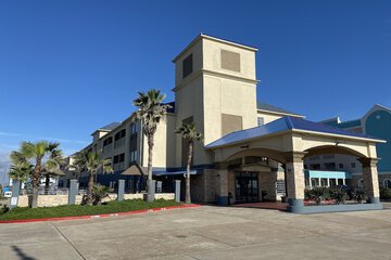 Hotel 2 of 69