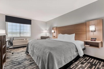 Quality Inn Chesterton near Indiana Dunes National Park I-94