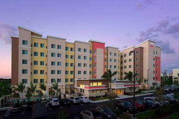 Residence Inn Miami Airport West / Doral