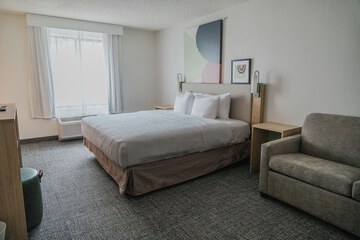 Room 11 of 12