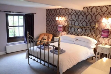 guest_rooms