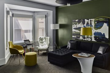 Room 26 of 43