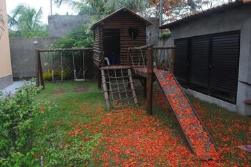 Children's play area - outdoor