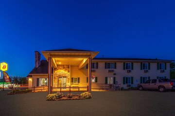 Magnuson Hotel Countryside Lodge