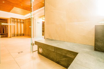 Steam room