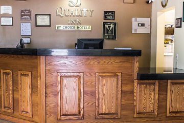 Hotel Interior 8 of 30