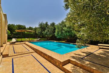 Private pool