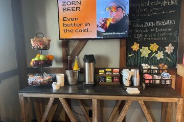 Breakfast area