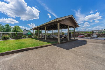 Property Grounds 41 of 42