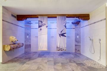Vichy shower