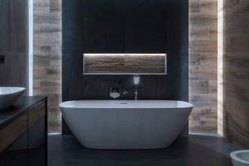 Deep soaking bathtub