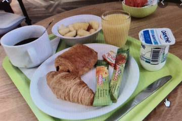 Breakfast meal