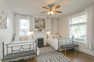 guest_rooms