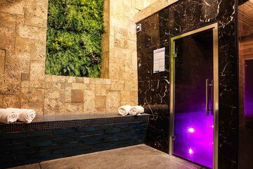 Steam room
