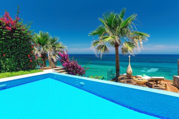 Beach/ocean view